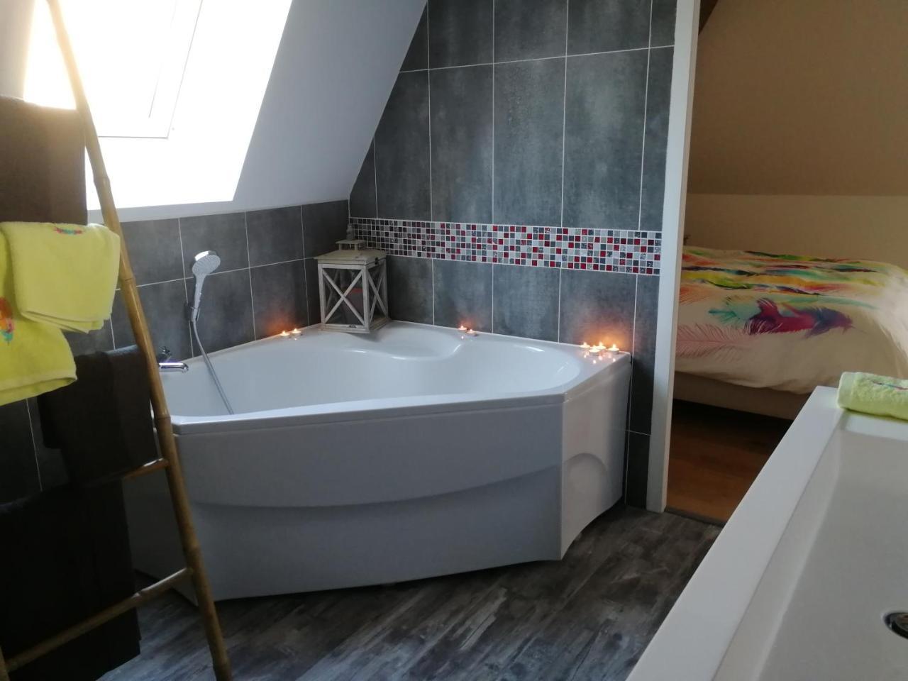 L'Amalgam' Bed & Breakfast Ainay-le-Vieil ภายนอก รูปภาพ